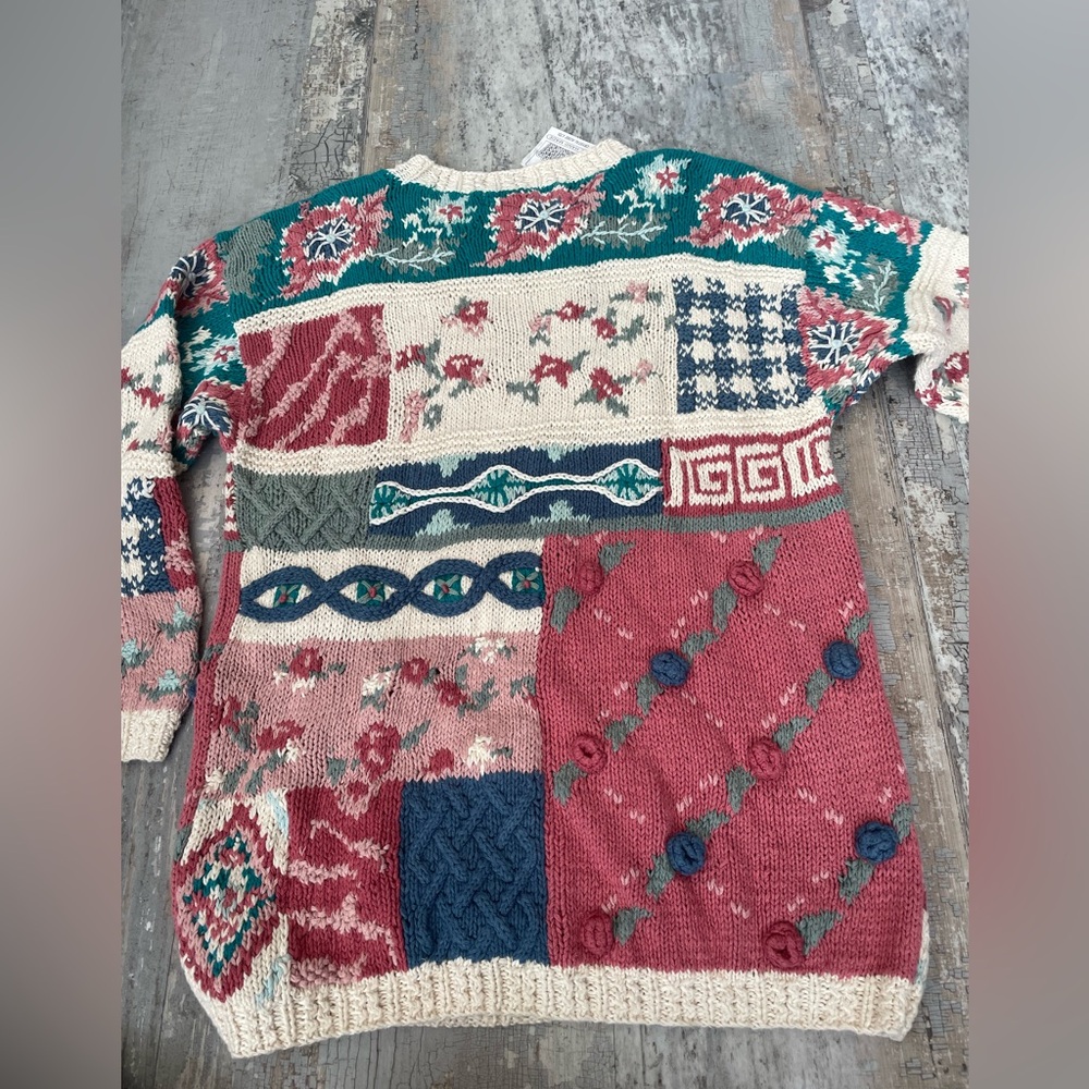 SOLD NWT Crystal-Kobe Vintage Handmade Knit Sweater - Picture 3 of 7